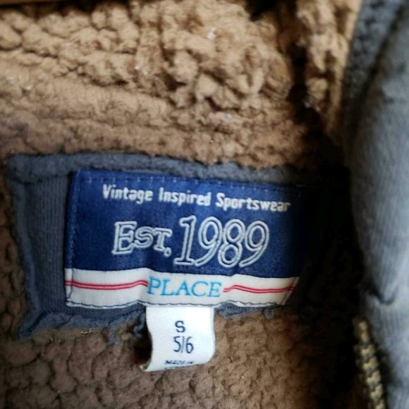 boys grey cozy Children's Place thick warm sherpa lined zip hoodie, size 5/6 - Picture 3 of 5